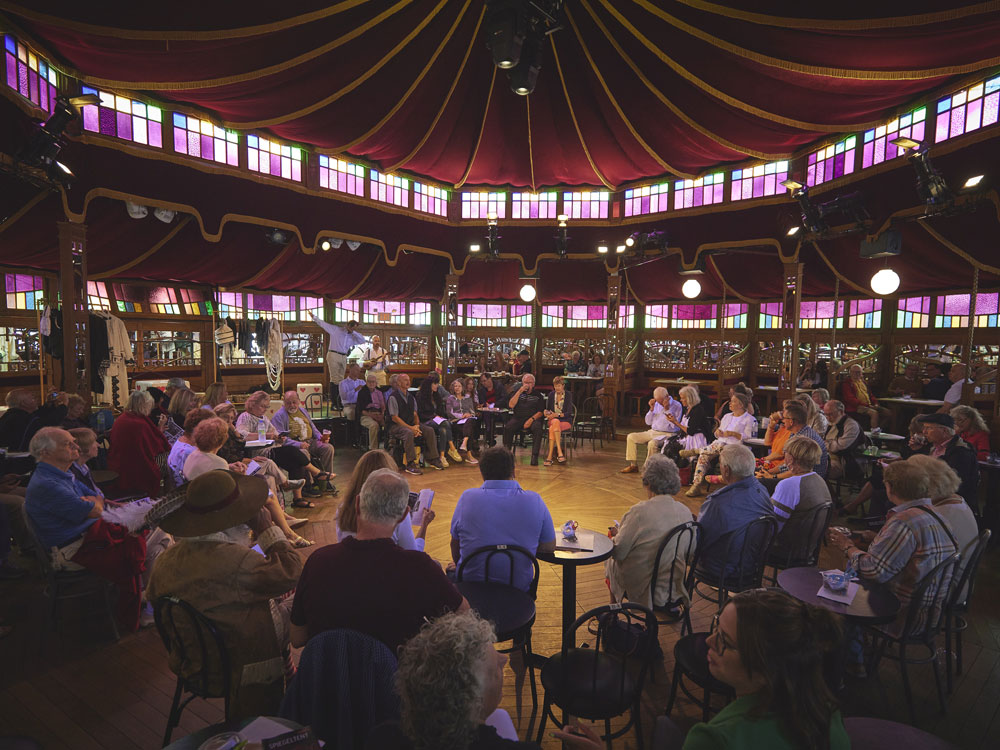 Spiegeltent